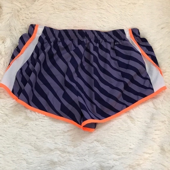 Nike Drifit Shorts - Picture 4 of 6